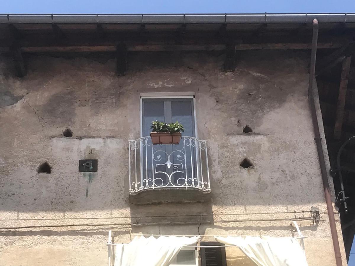 Apartamento Il Nido Di Tiffany Massino Visconti Exterior foto